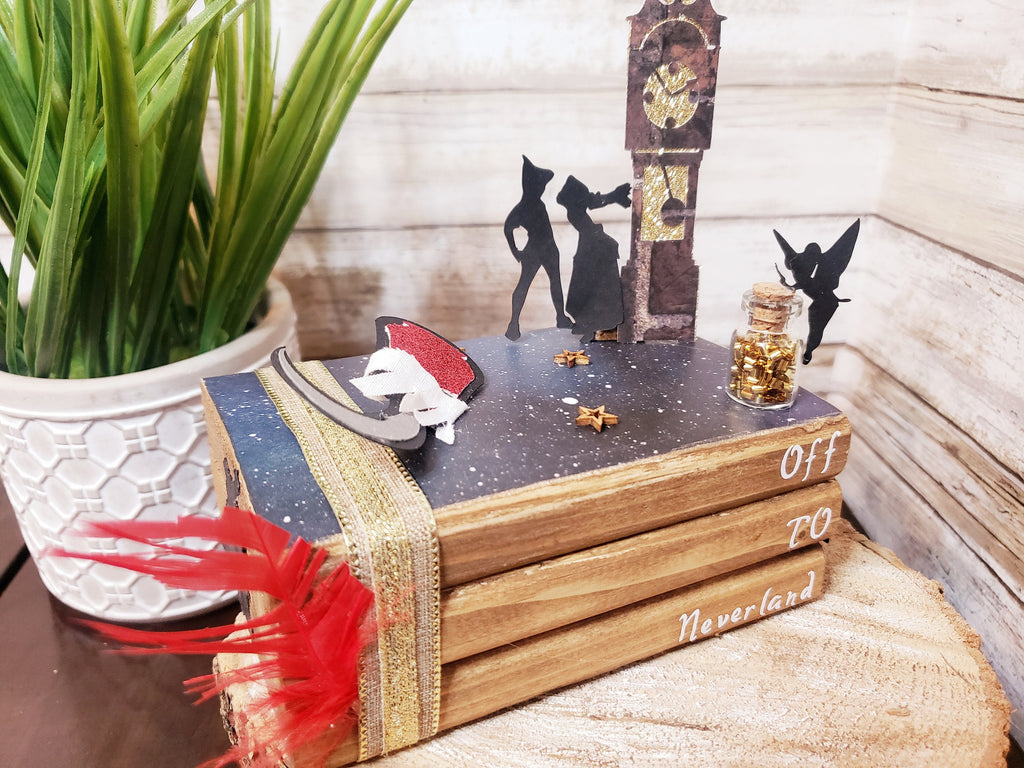 Peter Pan decor, Peter pan centerpiece, Disney decor, Peter Pan party, Tinkerbell decor, Disney handmade gift, Tinkerbell party gift