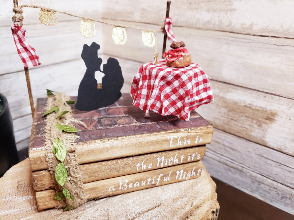 Lady and tramp decor, Lady and Tramp centerpiece, Disney Wedding table decor centerpiece, Disney couple decor gift, Disney party