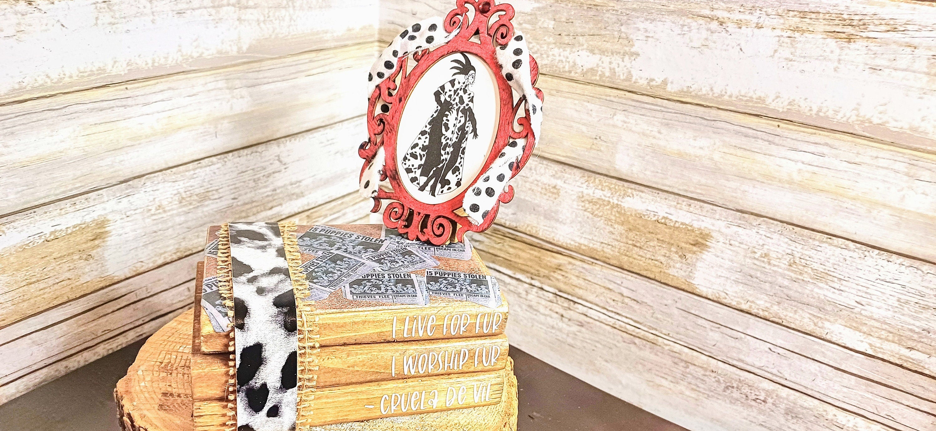 Cruella Decor centerpiece, Disney Villian gift, Disney wedding party decor, Disney wedding, Disney villain decor, Disney Villains party