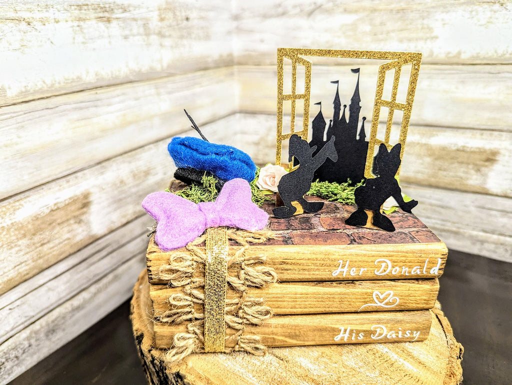 Donald and Daisy Decor, Disney Wedding table decor, Disney wedding centerpiece, Donald and daisy gift, Donald and Daisy wedding decor
