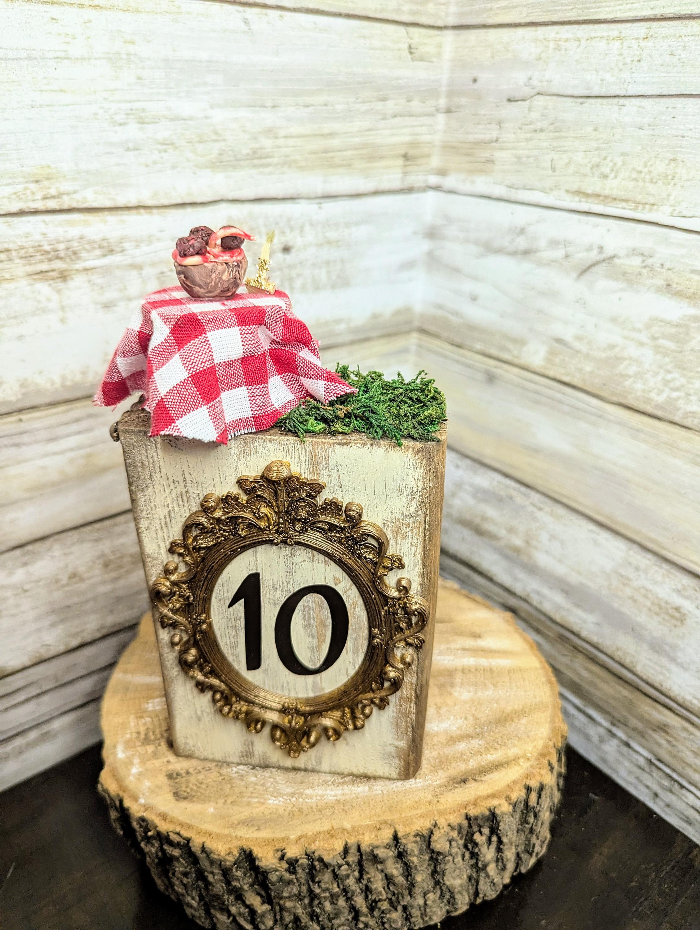 Disney Lady and the Tramp table number decor, Disney wedding table numbers, Disney wedding decor, Disney wedding, Disney table number