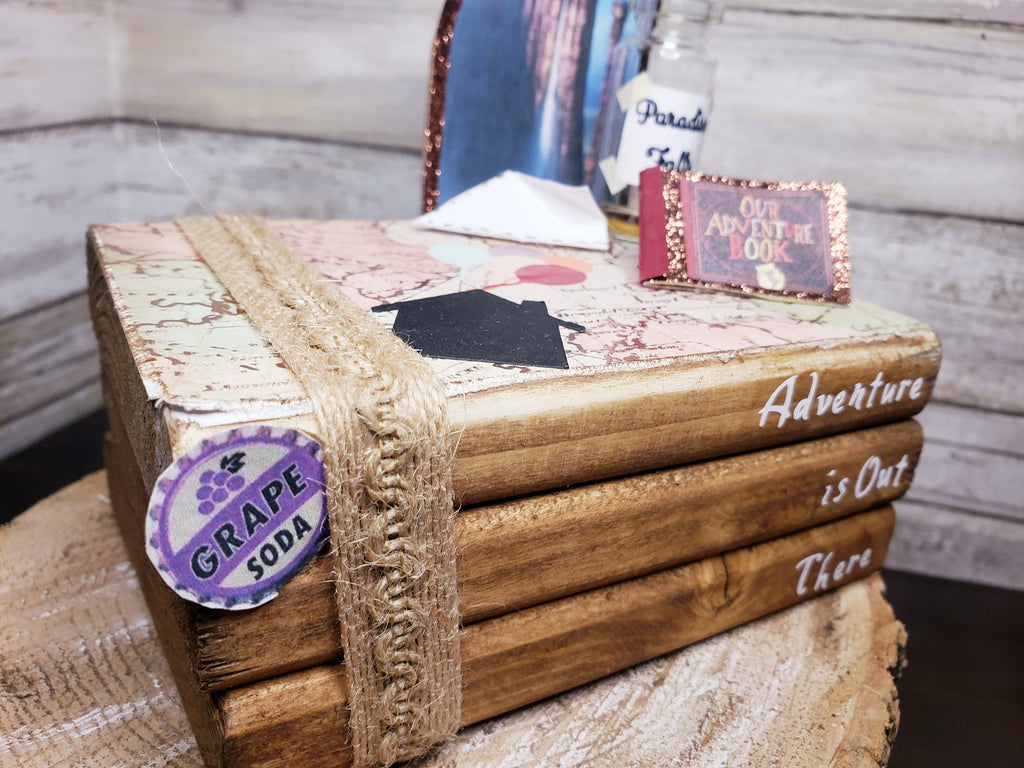 Disney Up Decor, Wedding Up decor centerpiece, Disney wedding party centerpiece, Disney Up centerpiece, Disney Up gift, Disney UP gift