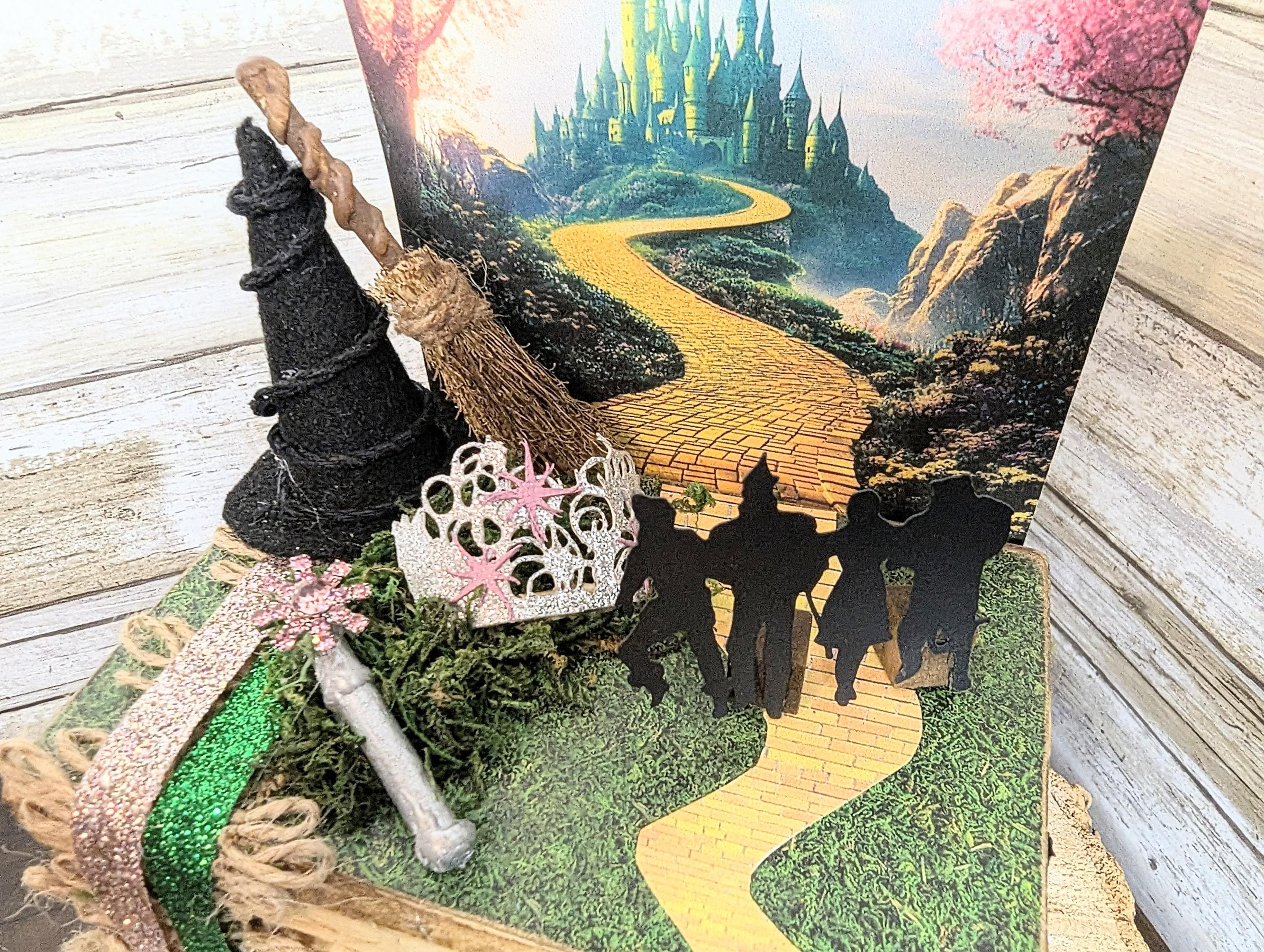 Wicked decor, wizard of oz decor, wicked  centerpiece, wicked Party gift decor, wizard of oz party