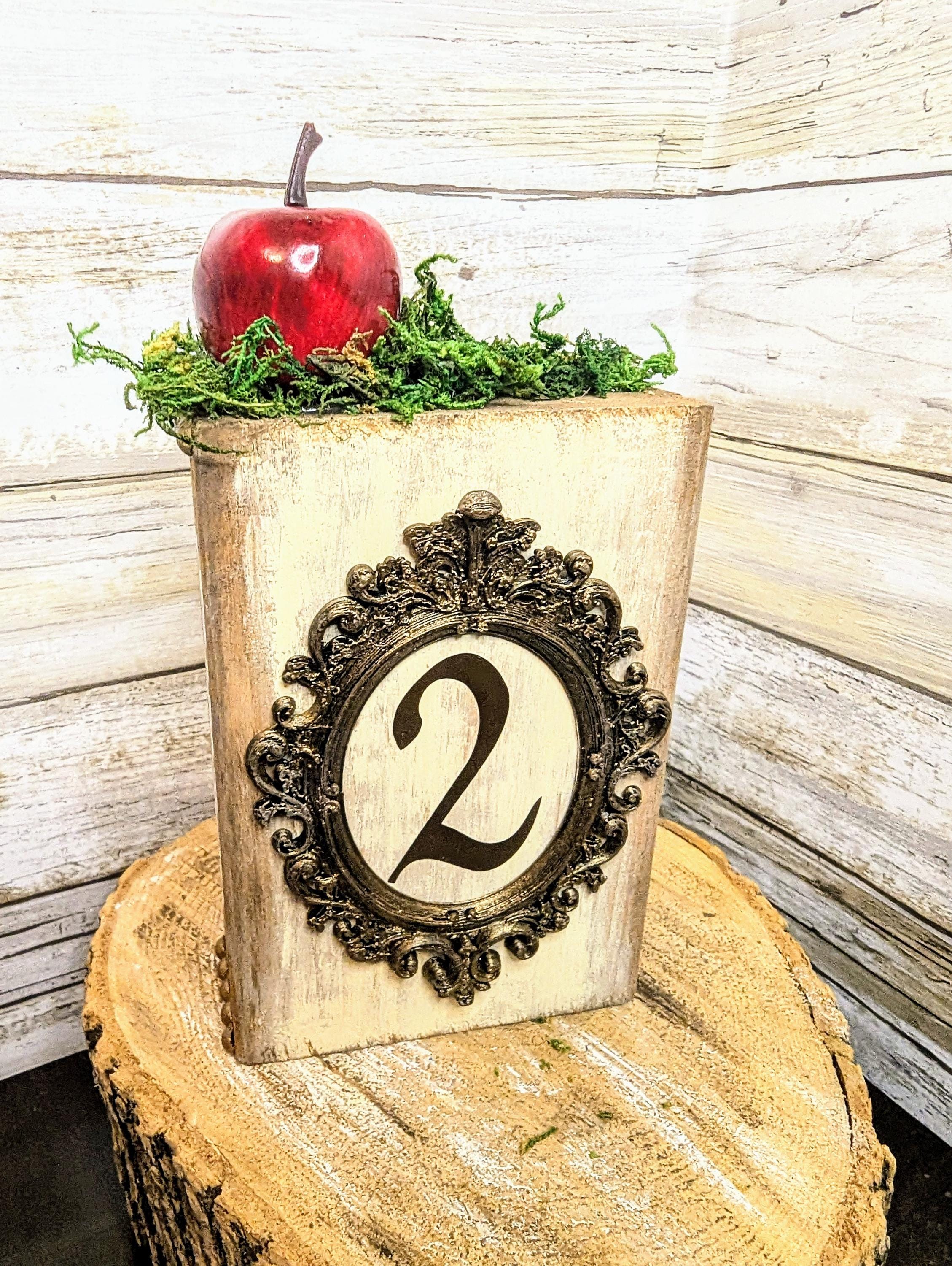 Disney Snow White table number decor, Disney wedding party table number decor,Disney wedding, Disney princess table numbers