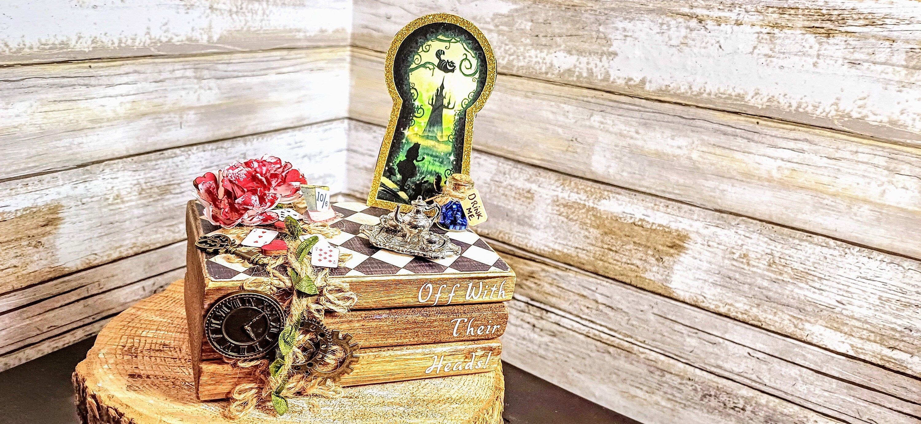 Disney Alice wounder land Decor, Disney Wedding decor, Disney centerpieces party table decor, Alice in wounder land gift, Disney Alice party