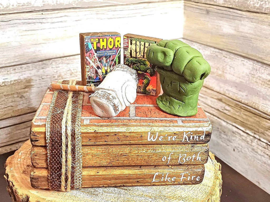 Superhero wedding decor centerpiece, Superhero party decor, superhero table decor, Disney wedding table decor, Disney wedding, Thor and Hulk