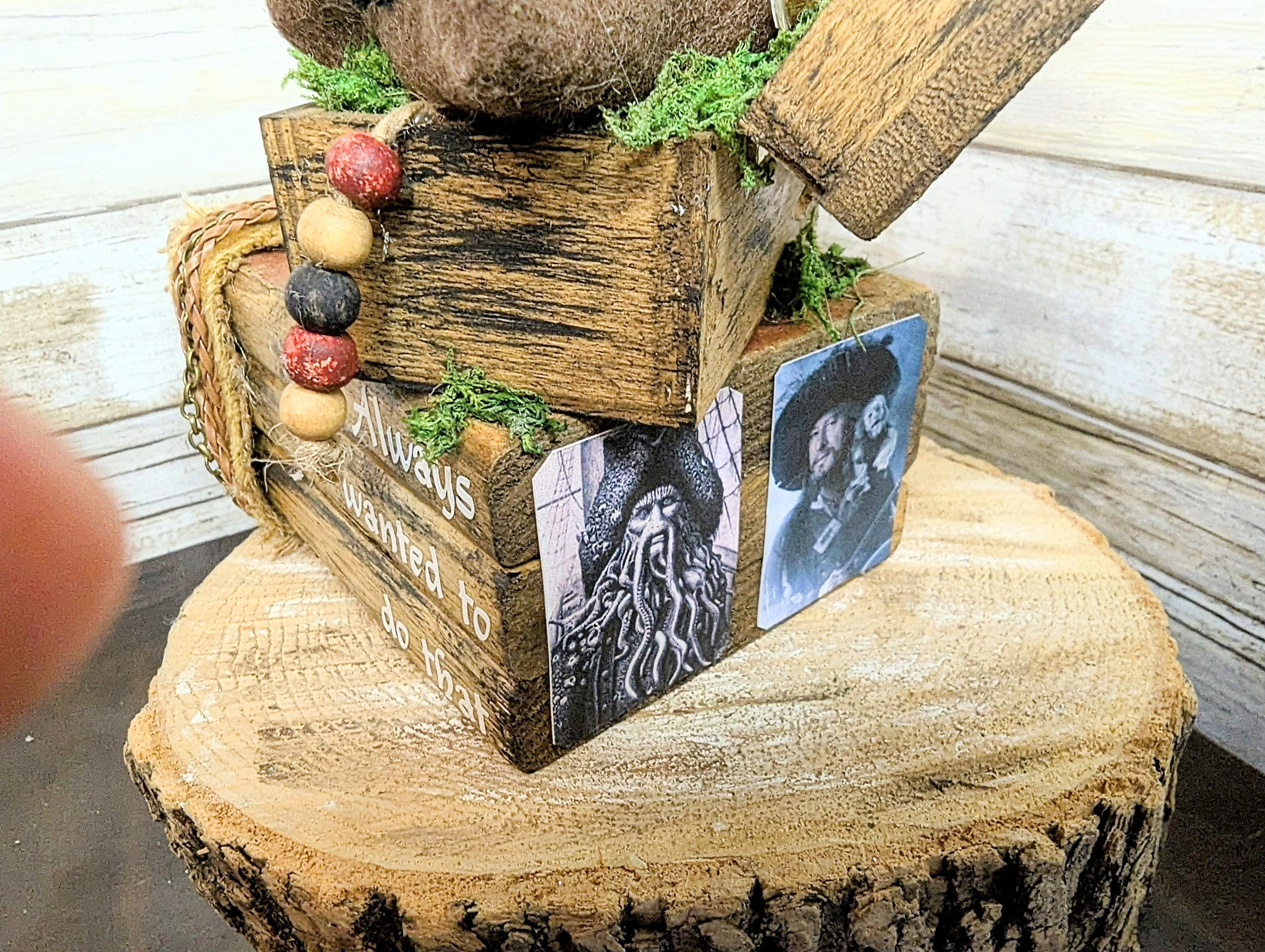 Pirates of the Caribbean decor, Disney wedding decor, Disney wedding centerpiece, pirates of the Caribbean Disney Party gift decor