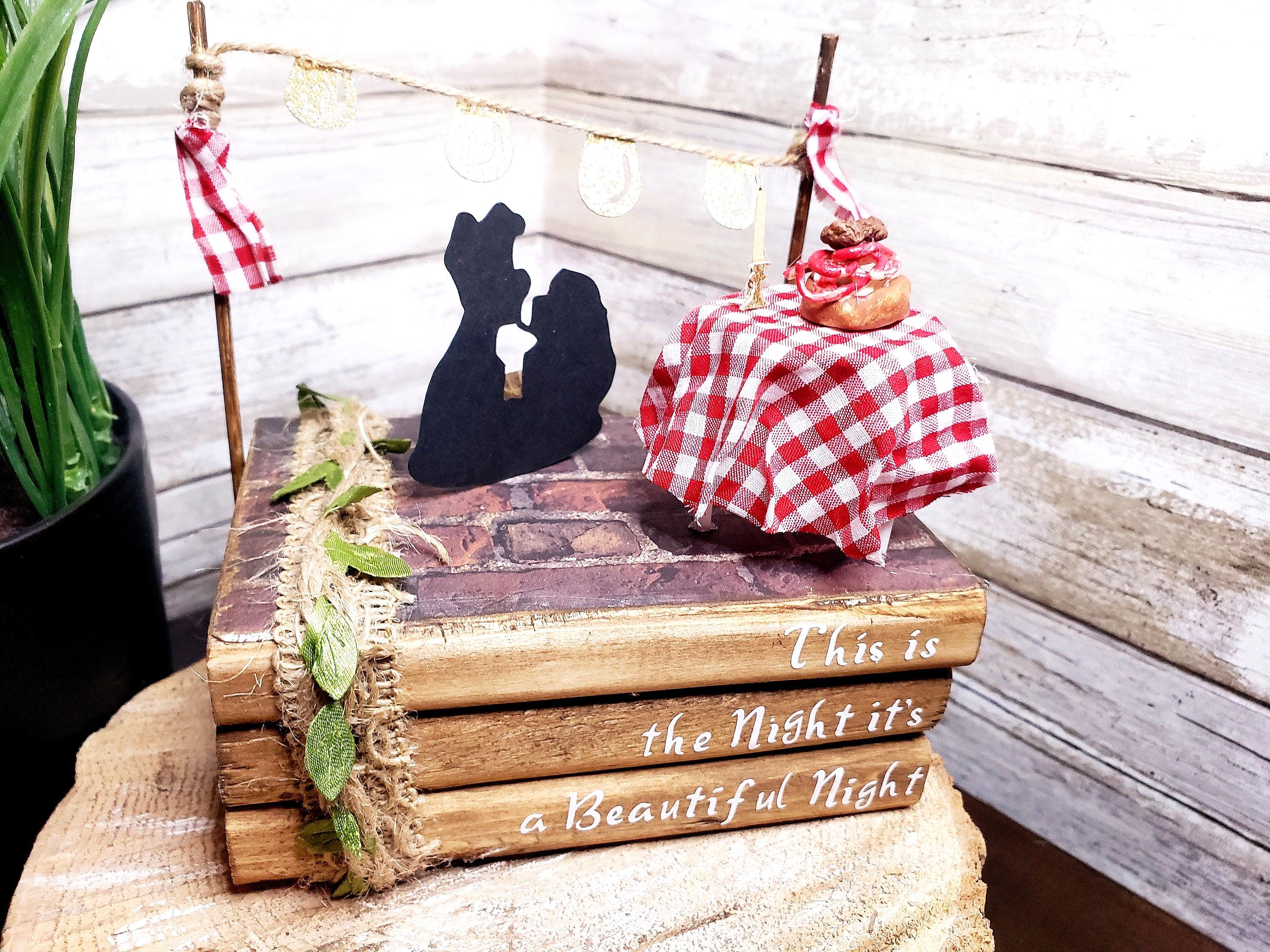 Lady and tramp decor, Lady and Tramp centerpiece, Disney Wedding table decor centerpiece, Disney couple decor gift, Disney party