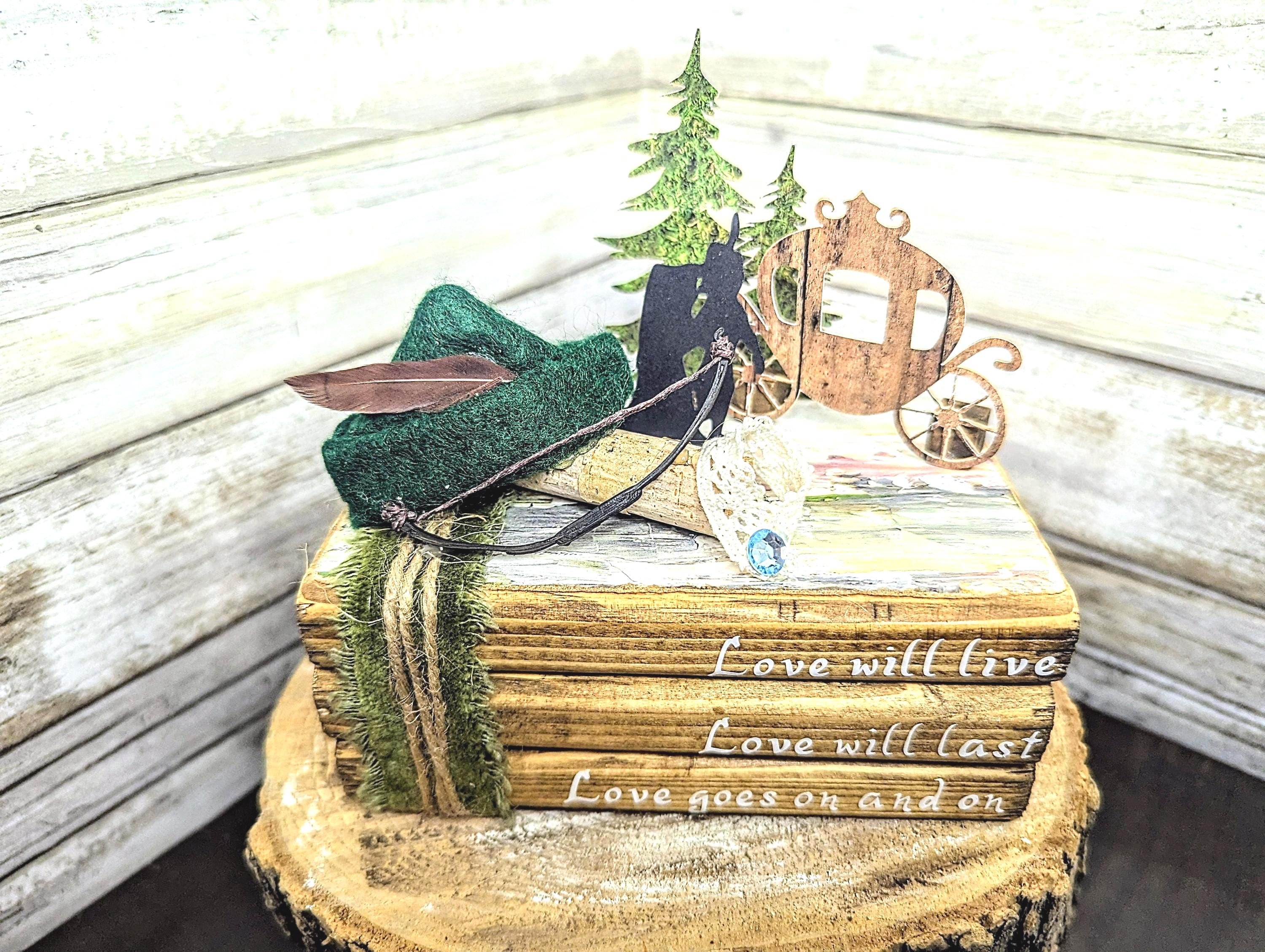 Disney Robinhood decor, Disney wedding couple decor, Disney wedding centerpiece Robinhood and maid Marion table decor, Disney gift