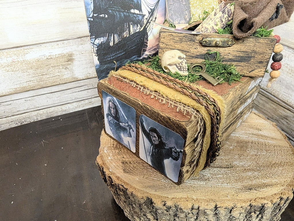 Pirates of the Caribbean decor, Disney wedding decor, Disney wedding centerpiece, pirates of the Caribbean Disney Party gift decor