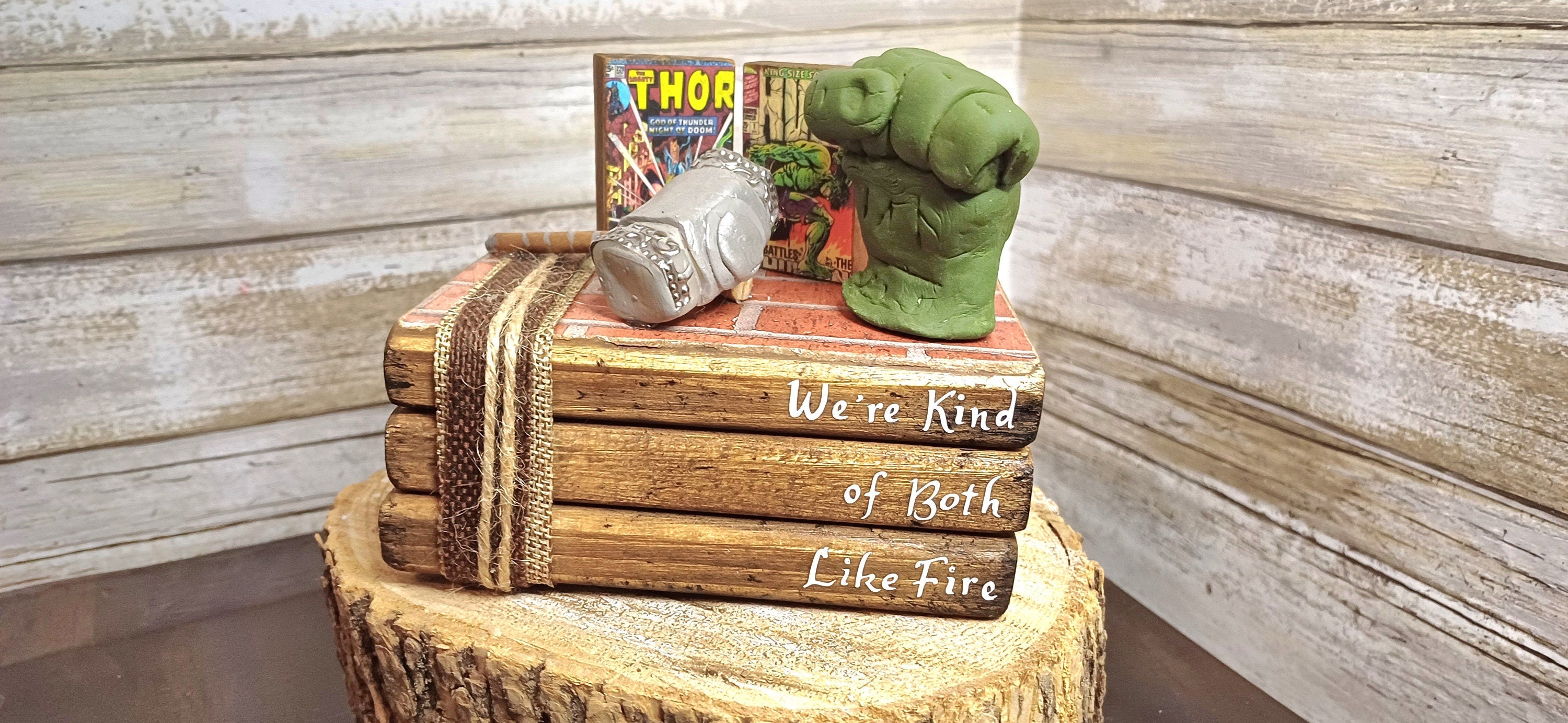 Superhero wedding decor centerpiece, Superhero party decor, superhero table decor, Disney wedding table decor, Disney wedding, Thor and Hulk