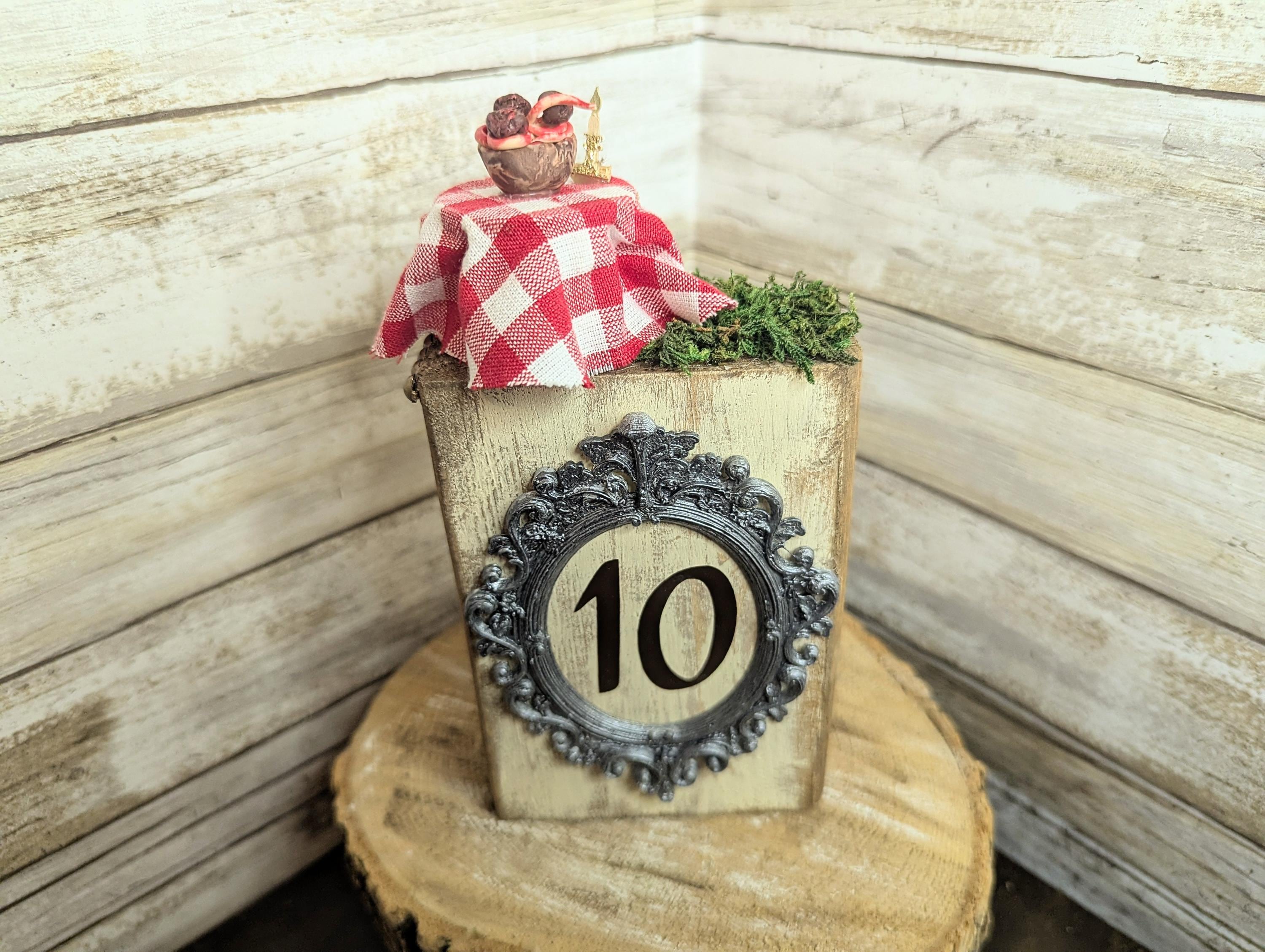 Disney Lady and the Tramp table number decor, Disney wedding table numbers, Disney wedding decor, Disney wedding, Disney table number
