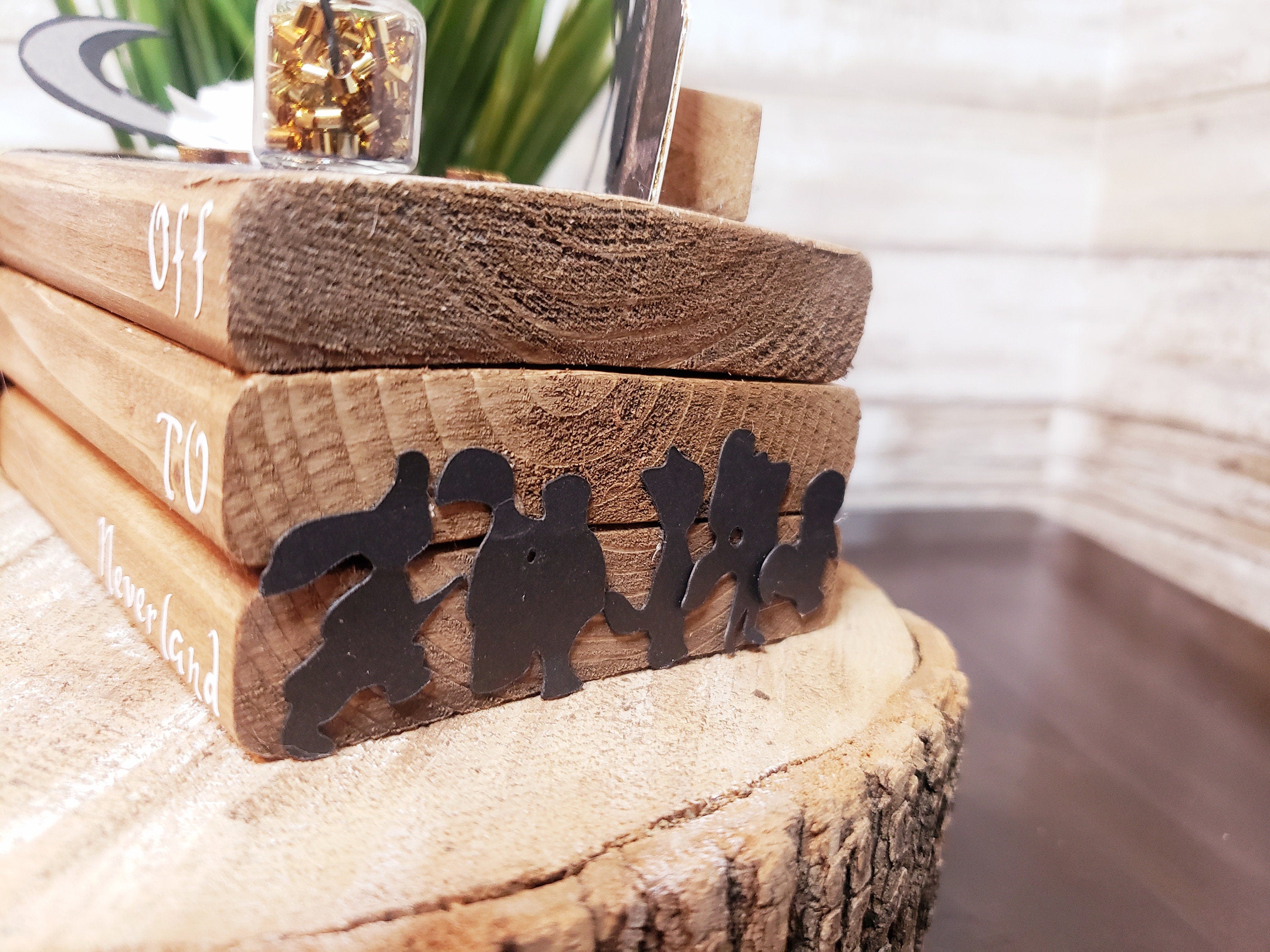 Peter Pan decor, Peter pan centerpiece, Disney decor, Peter Pan party, Tinkerbell decor, Disney handmade gift, Tinkerbell party gift
