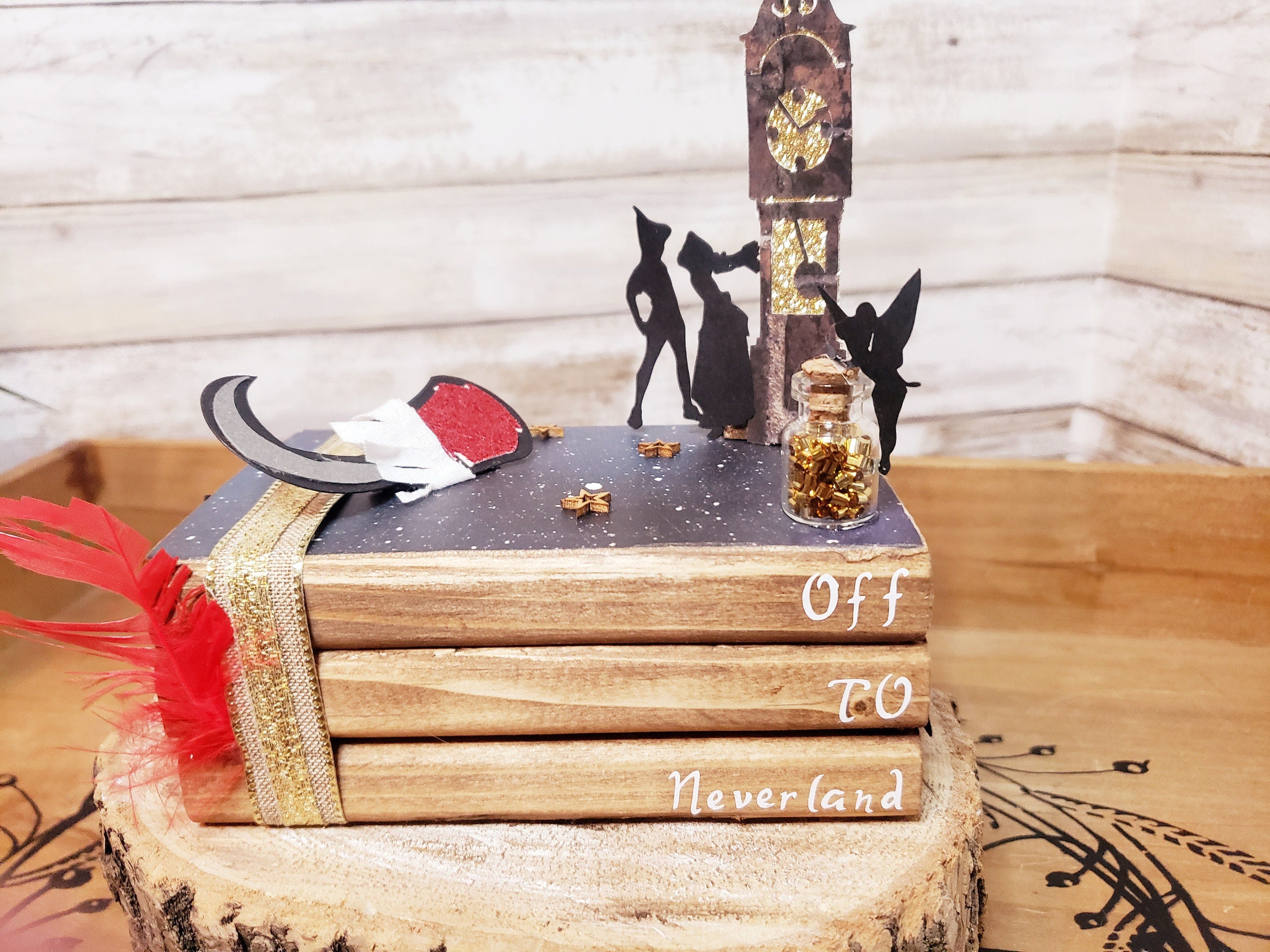 Peter Pan decor, Peter pan centerpiece, Disney decor, Peter Pan party, Tinkerbell decor, Disney handmade gift, Tinkerbell party gift