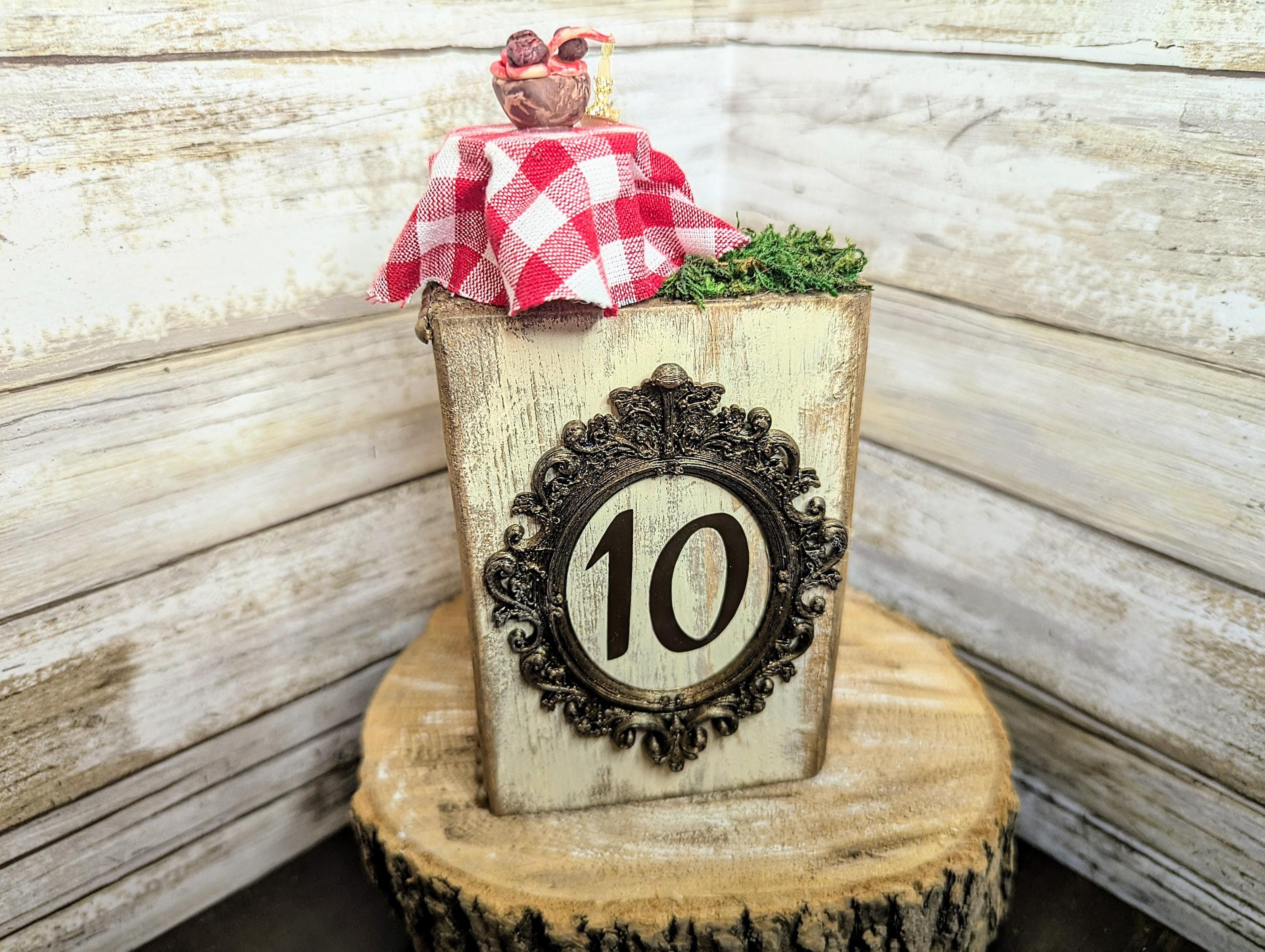 Disney Lady and the Tramp table number decor, Disney wedding table numbers, Disney wedding decor, Disney wedding, Disney table number