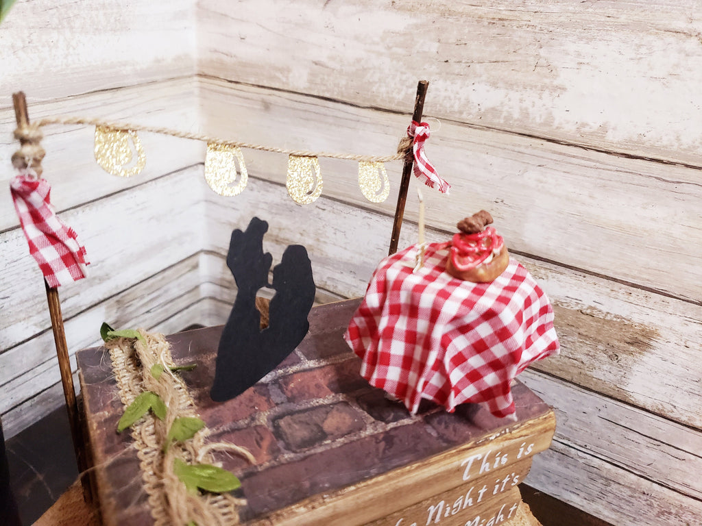 Lady and tramp decor, Lady and Tramp centerpiece, Disney Wedding table decor centerpiece, Disney couple decor gift, Disney party