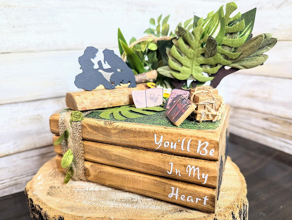 Tarzan table party decor, Tarzan Centerpiece, Tarzan and Jane decor, Tarzan party table decor, Disney wedding centerpiece, Disney wedding